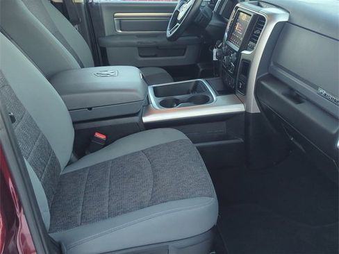 Used 2018 RAM 1500 Big Horn image 24