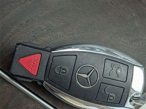 Used 2018 Mercedes-Benz GLC 300 4MATIC Coupe image 36