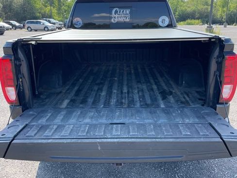 Used 2022 GMC Sierra 1500 Elevation w/ Elevation Premium Package AWD/4WD image 15