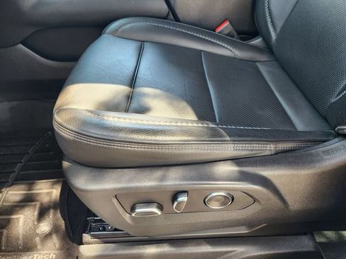 Used 2023 GMC Yukon XL Denali w/ LPO, Floor Liner Package AWD/4WD image 24