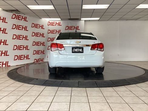 Used 2014 Chevrolet Cruze LT FWD image 6
