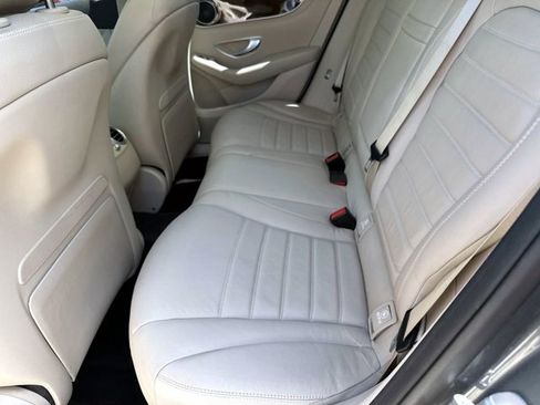 Used 2018 Mercedes-Benz GLC 300 image 14