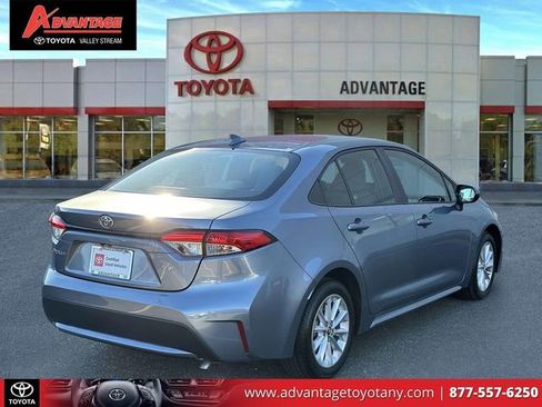 Certified 2022 Toyota Corolla LE w/ LE Convenience Package image 7