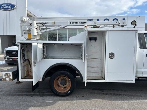 Used 2019 Ford F450 XL w/ Power Equipment Group image 11