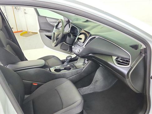 Used 2024 Chevrolet Malibu LS w/ Driver Confidence Package image 34