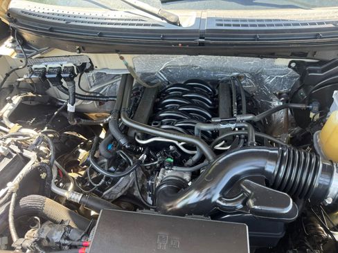 Used 2013 Ford F150 XLT w/ Luxury Equipment Group AWD/4WD image 33