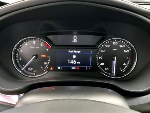 Used 2023 Cadillac XT4 Luxury w/ Cold Weather Package image 23