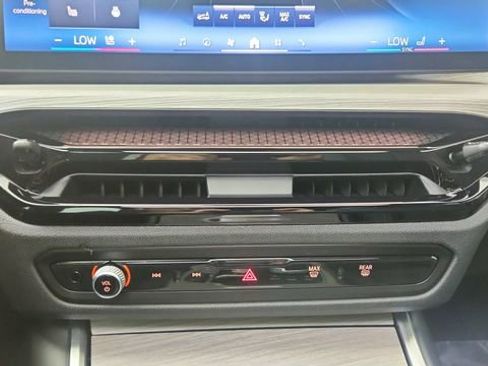 Used 2025 BMW 430i w/ Premium Package image 53