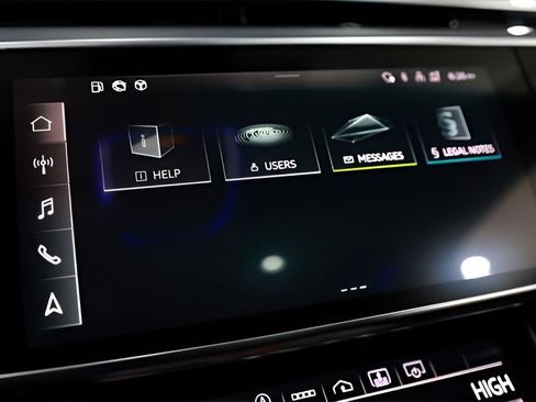 Used 2022 Audi S8 w/ S8 Executive Package AWD/4WD image 40