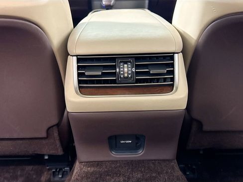 Used 2018 Lexus LS 500 RWD image 32