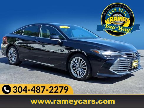 Used 2019 Toyota Avalon Limited w/ Advanced Safety Package FWD image 1