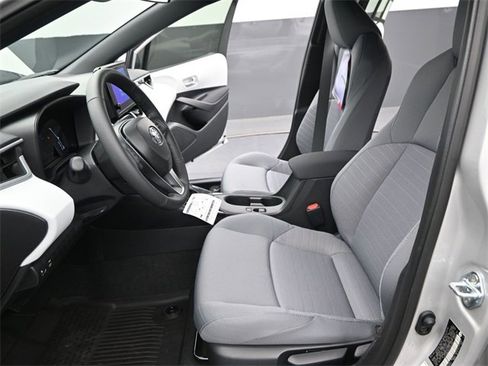 Used 2026 Toyota Corolla SE image 10