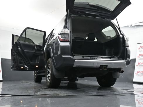 Used 2019 Toyota 4Runner TRD Off-Road Premium image 43