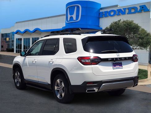 New 2026 Honda Pilot EX-L image 4