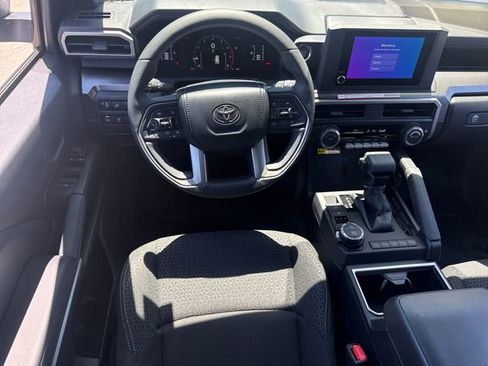 New 2026 Toyota 4Runner SR5 AWD/4WD image 13