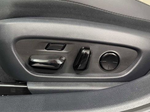 Used 2025 Lexus ES 350 Ultra Luxury image 29