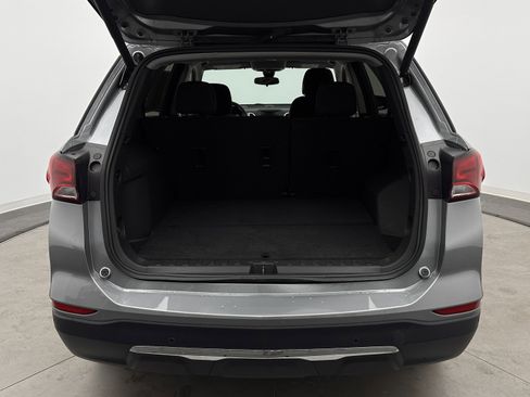 Used 2023 Chevrolet Equinox LT w/ Driver Convenience Package image 32