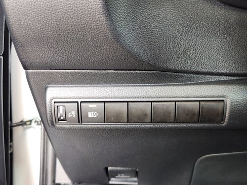 Used 2024 Toyota Corolla LE FWD image 22