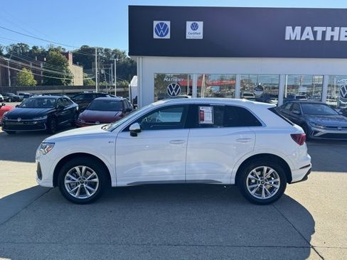 Used 2023 Audi Q3 2.0T Premium image 2