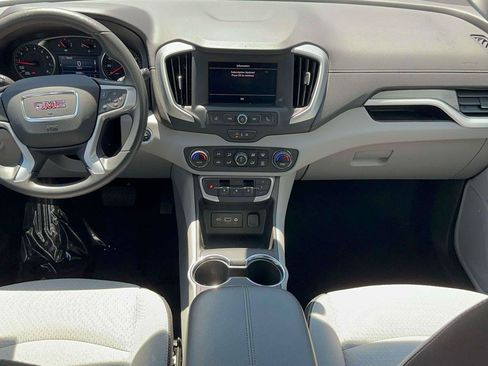 Used 2023 GMC Terrain SLE w/ Driver Convenience Package AWD/4WD image 11