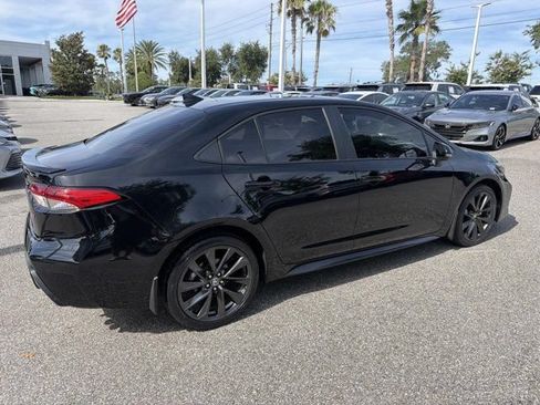 Certified 2025 Toyota Corolla SE FWD image 2