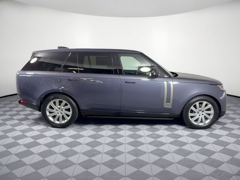 Used 2024 Land Rover Range Rover Long Wheelbase SE AWD/4WD image 8