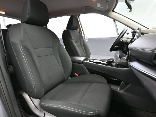 Used 2023 Nissan Rogue S AWD/4WD image 36