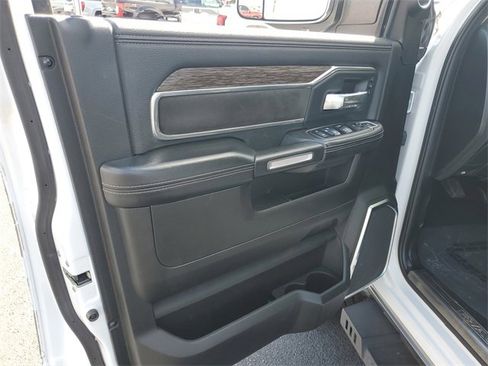 Used 2019 RAM 2500 Laramie image 13