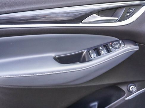 Used 2021 Buick Enclave Essence w/ Sound and Sites Package image 19