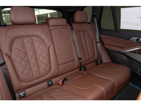 New 2026 BMW X5 xDrive40i AWD/4WD image 58