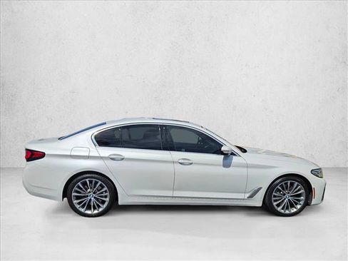 Used 2023 BMW 530i RWD image 4