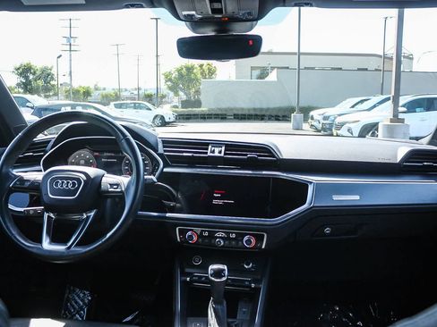 Used 2022 Audi Q3 2.0T Premium Plus w/ Premium Plus Package image 14