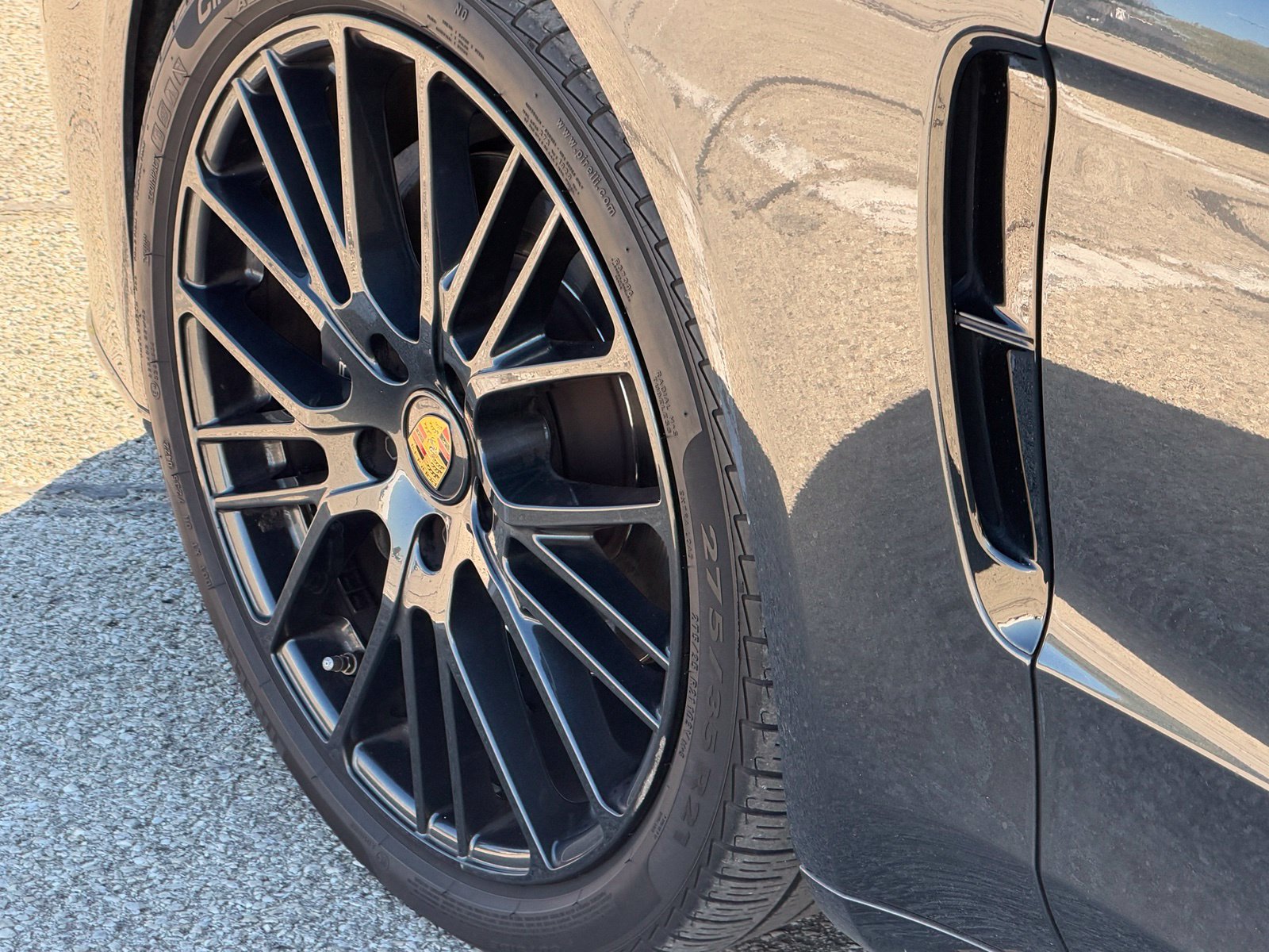 Certified 2023 Porsche Panamera 4 Platinum Edition AWD/4WD image 12