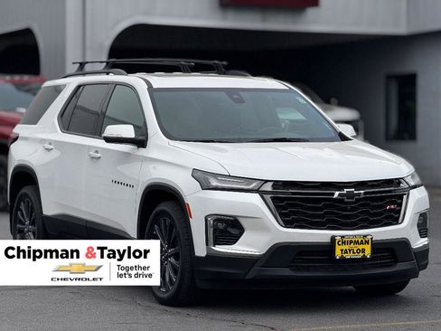 Used 2023 Chevrolet Traverse RS w/ LPO, Floor Liner Package image 1