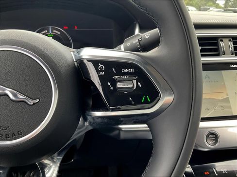 New 2023 Jaguar I-PACE HSE image 16
