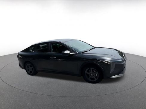 Used 2026 Kia K4 FWD image 2