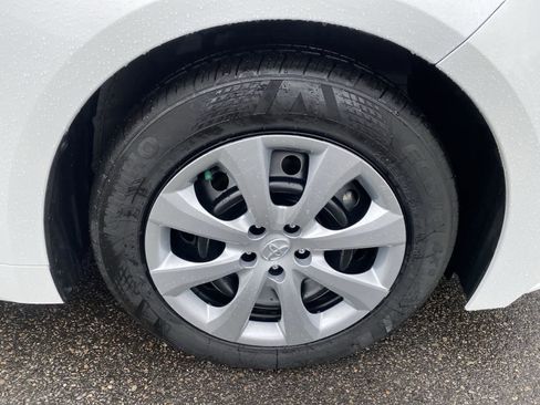 Used 2023 Toyota Corolla LE image 17