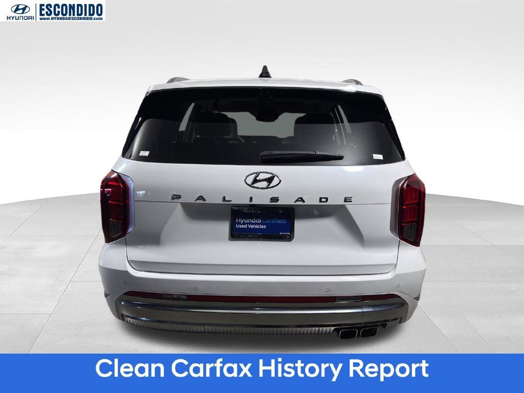 Certified 2024 Hyundai Palisade Calligraphy FWD image 5