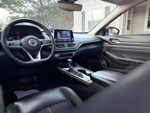 Used 2020 Nissan Altima 2.5 SR w/ Premium Package AWD/4WD image 10