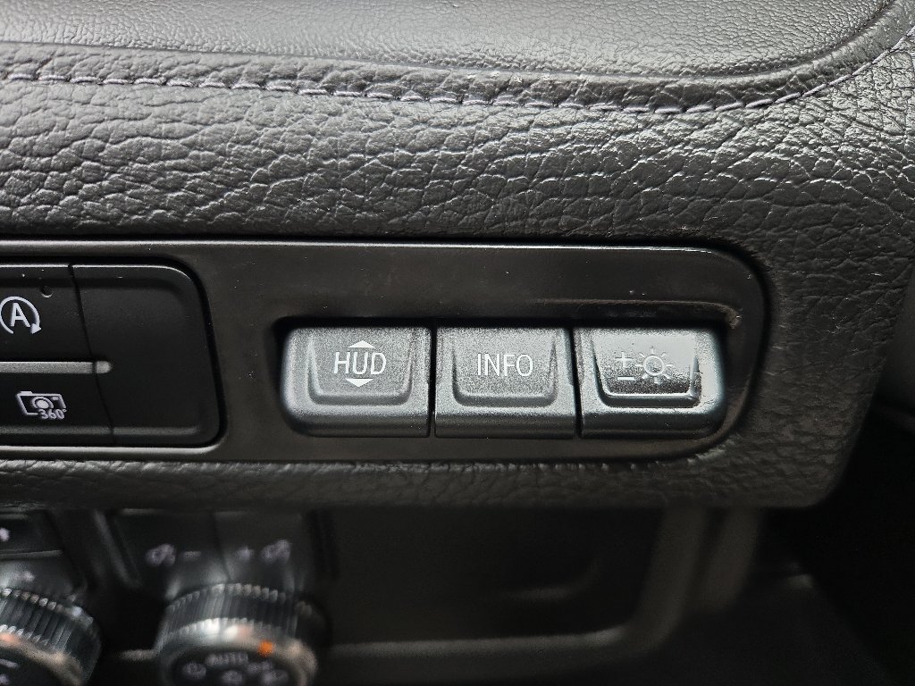 Used 2024 GMC Yukon Denali AWD/4WD image 20