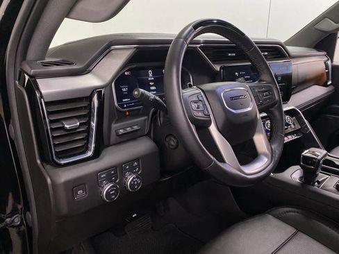 Used 2024 GMC Sierra 1500 Denali image 2
