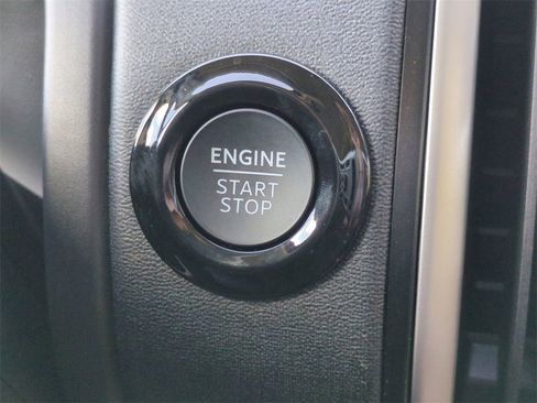 New 2025 Ford Expedition Active image 26