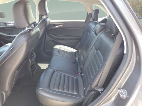 Used 2024 Ford Edge SEL AWD/4WD image 13