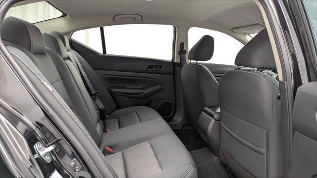 Used 2025 Nissan Altima 2.5 SV FWD image 18