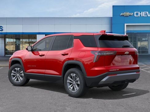 New 2026 Chevrolet Equinox LT AWD/4WD image 3