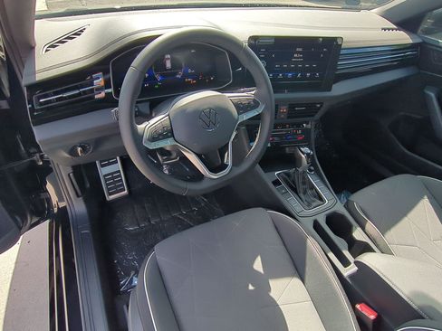 New 2025 Volkswagen Jetta Sport image 12