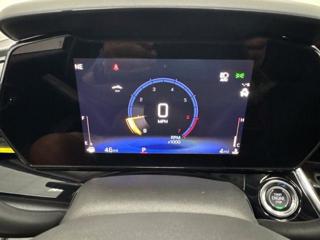 New 2026 Chevrolet Trax ACTIV w/ Sunroof Package FWD image 13