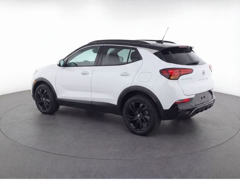 Used 2024 Buick Encore GX Sport Touring image 6