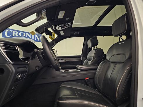 Used 2024 Jeep Grand Wagoneer L Series II w/ Quick Order Packagew 28T image 16