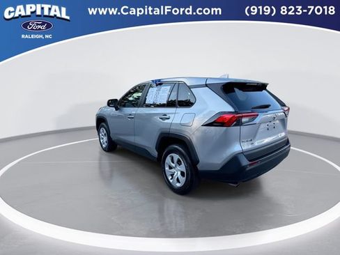 Used 2025 Toyota RAV4 LE AWD/4WD image 6